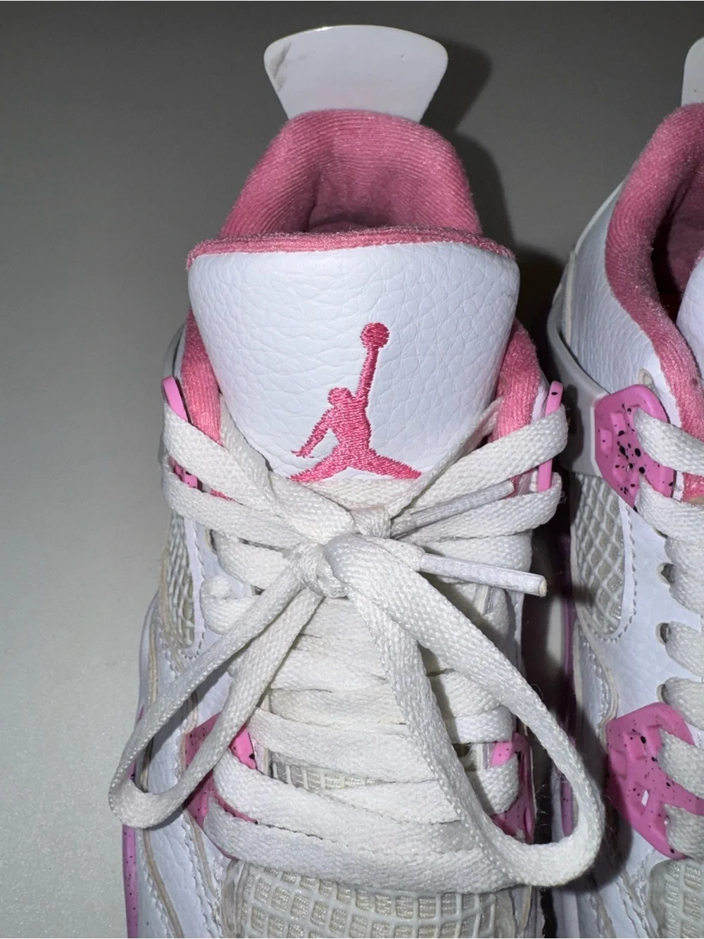 Air Jordan 4 Pink Retro- Pink Oreo